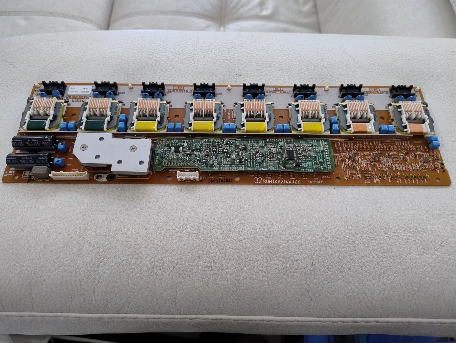 32RUNTKA214WJZZ scheda Inverter tv Sharp LCD LC-32GA9E