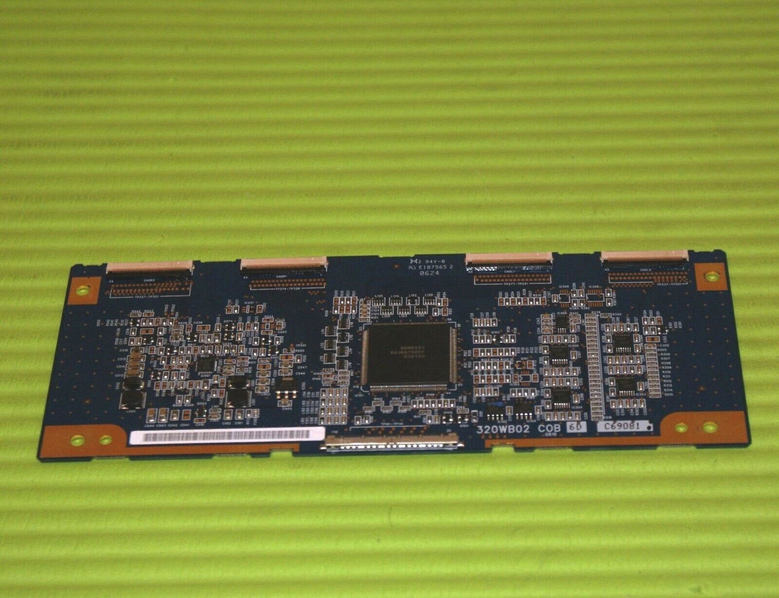 TCON PER TV LCD 32PF3321 32722HD TLU03223B 32" 320WB02 COB 6D C69081-